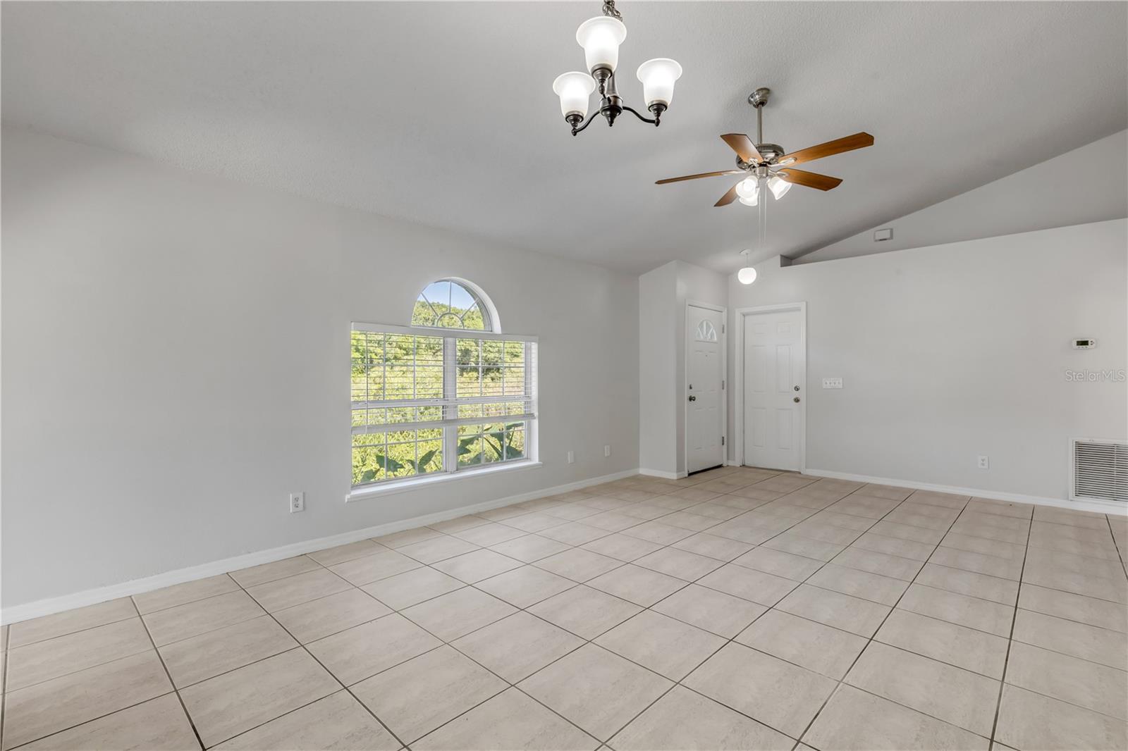 8757 CLAIBORNE CT, ORLANDO, FL, 32825