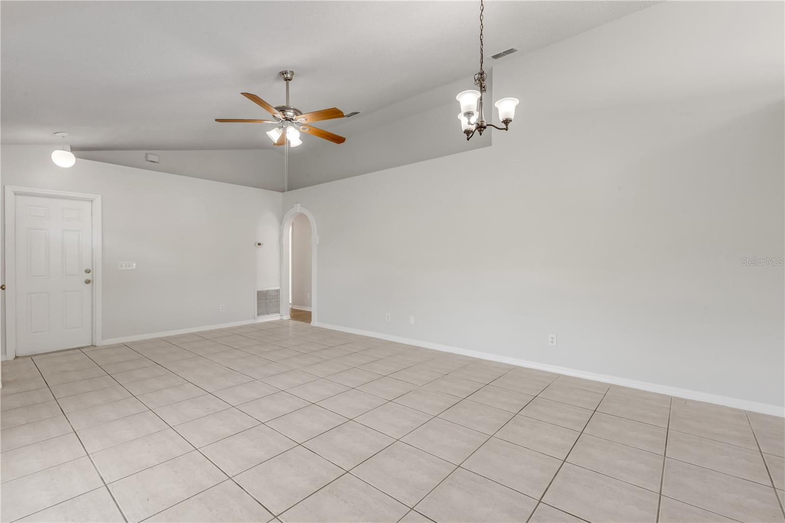 8757 CLAIBORNE CT, ORLANDO, FL, 32825