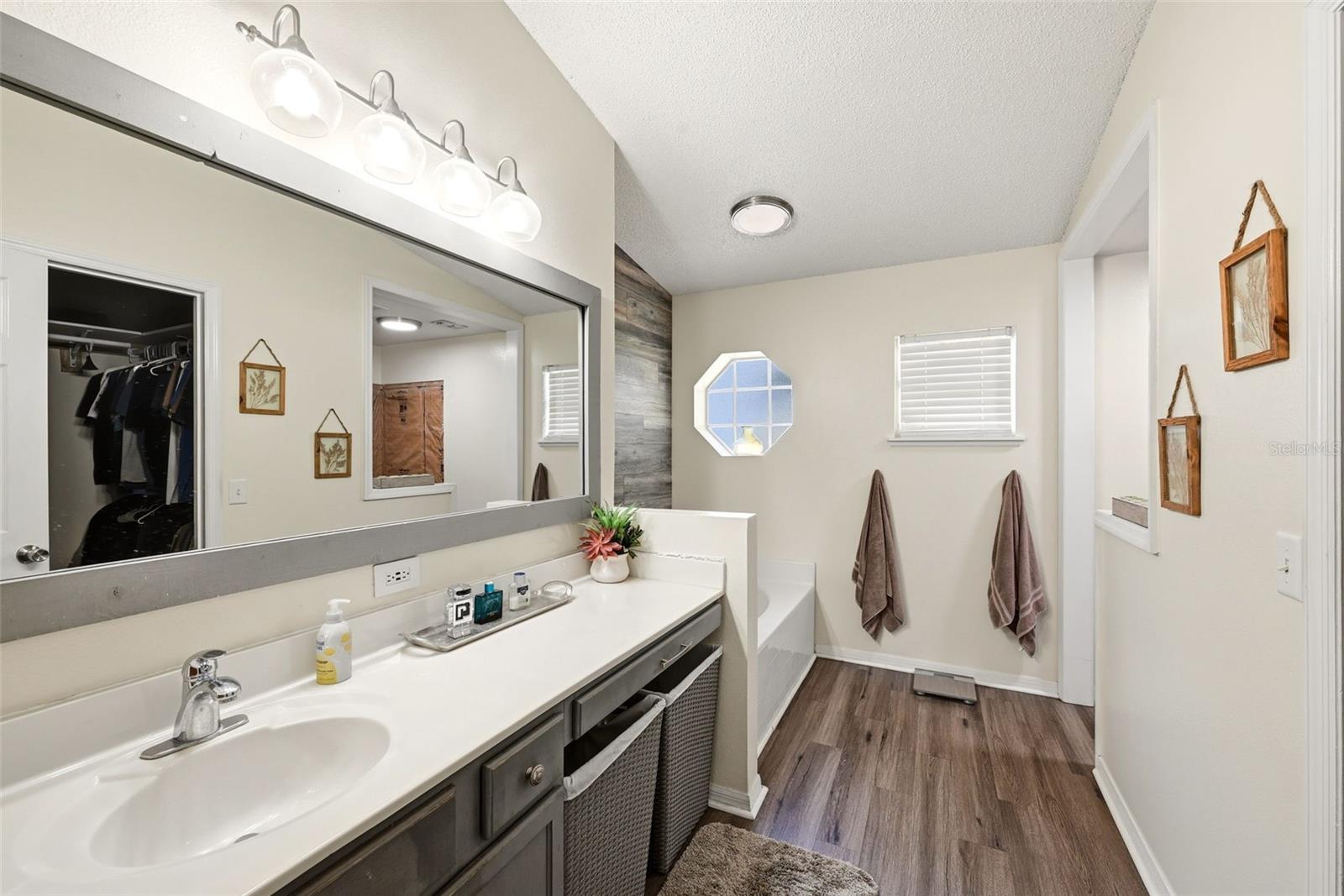 2257 KINGSCREST CIR, APOPKA, FL, 32712