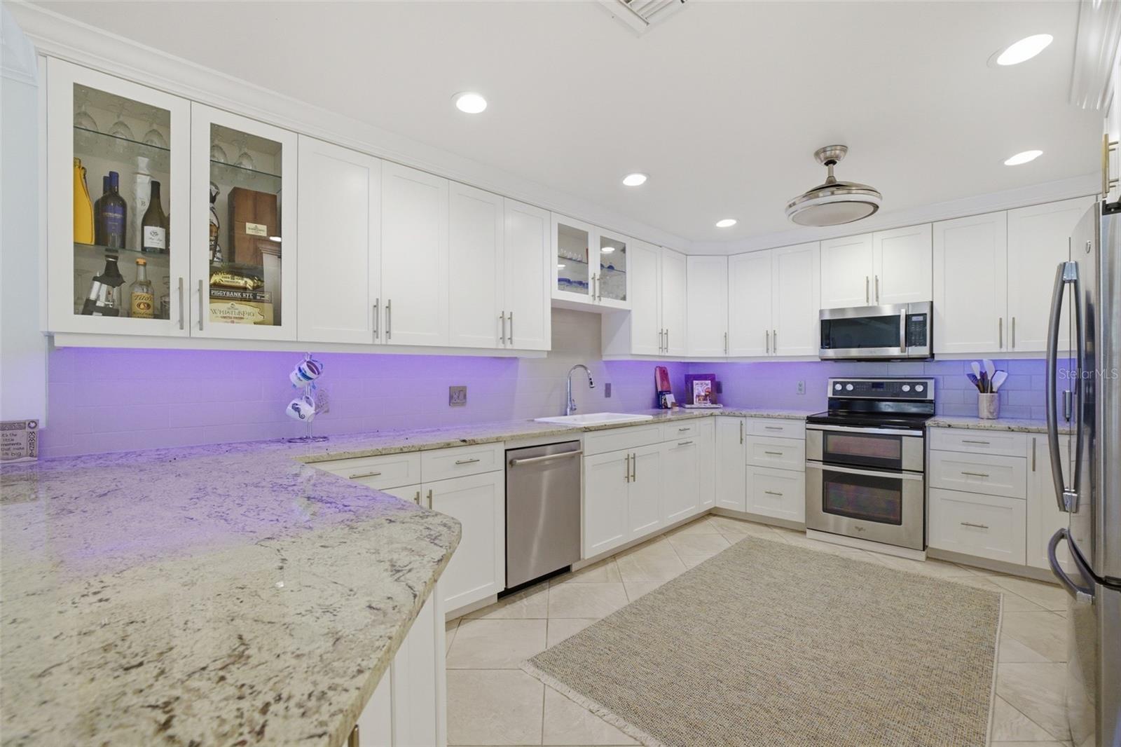 3270 SOUTHSHORE DR #72A, PUNTA GORDA, FL, 33955