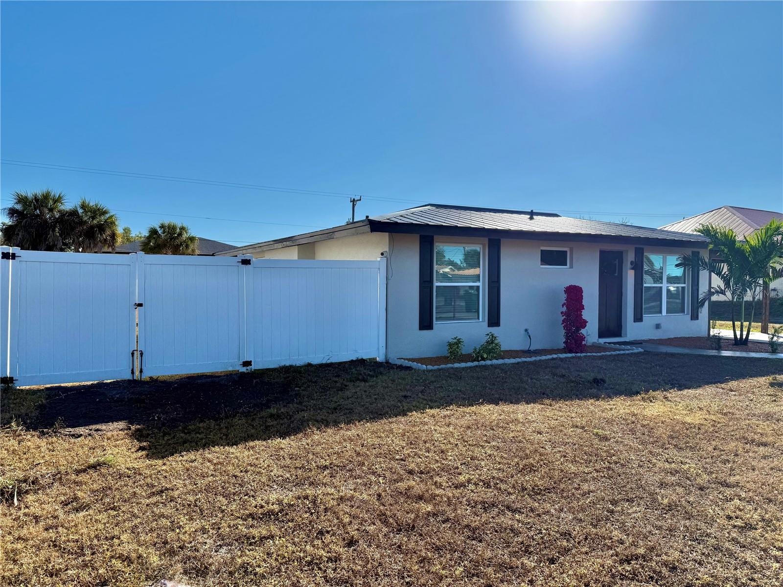 3324 PORT CHARLOTTE BLVD, PORT CHARLOTTE, FL, 33952