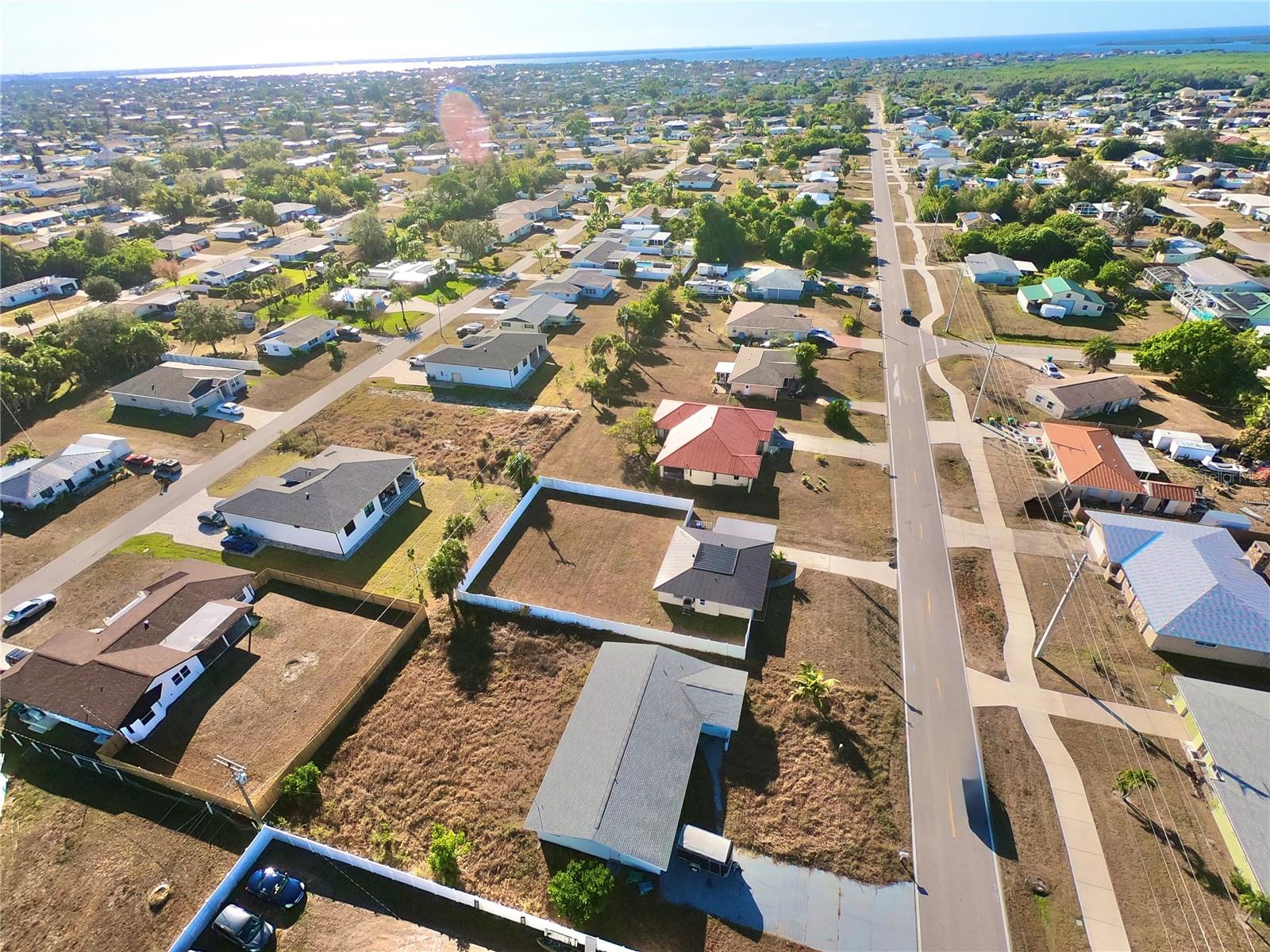 3324 PORT CHARLOTTE BLVD, PORT CHARLOTTE, FL, 33952
