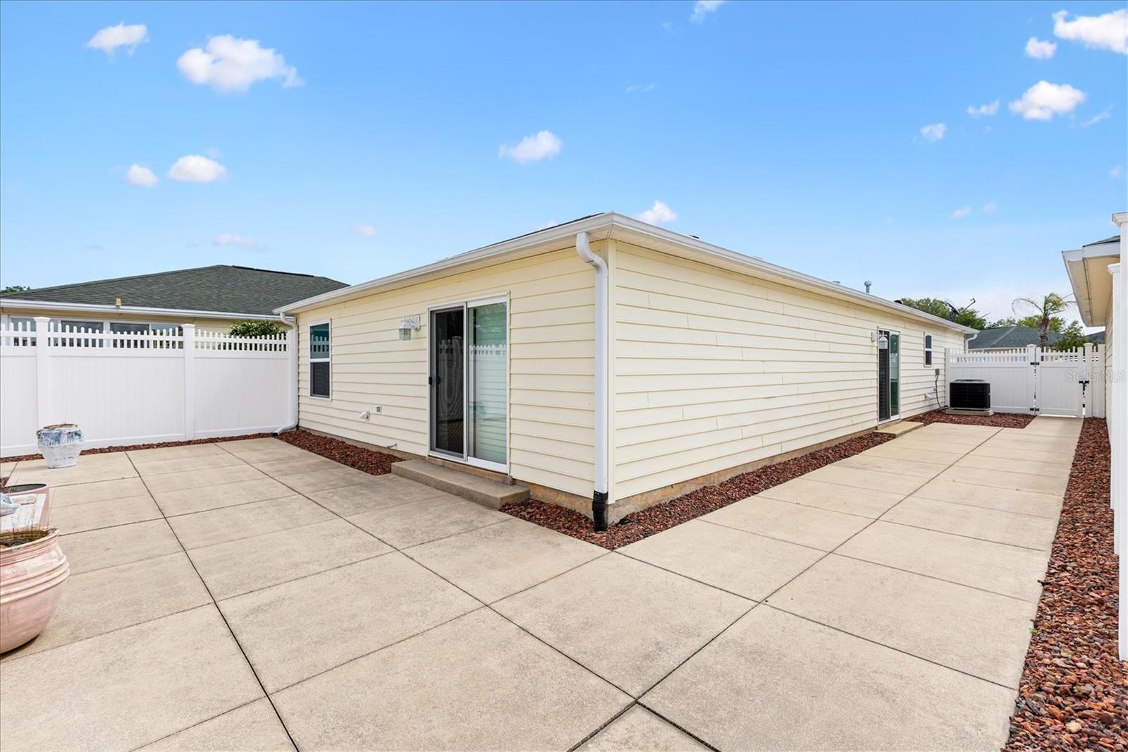 1483 AZTECA LOOP, THE VILLAGES, FL, 32162