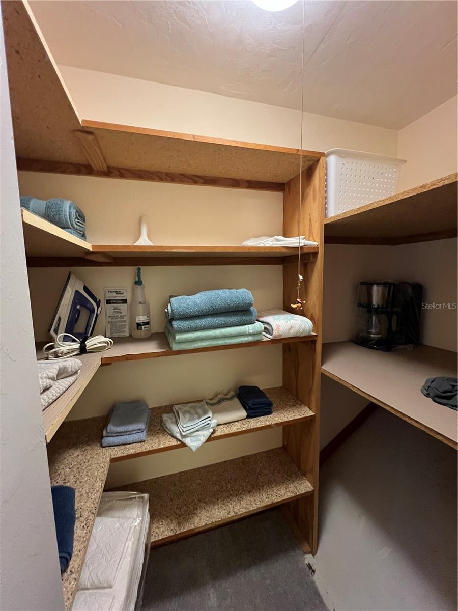 850 3RD ST #2, CEDAR KEY, FL, 32625