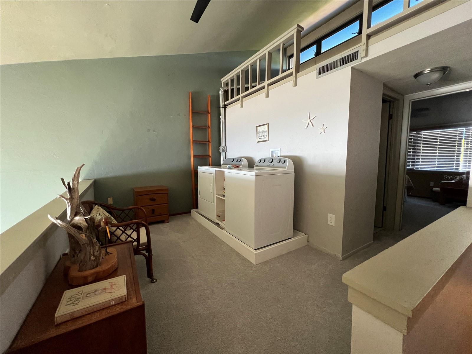 850 3RD ST #2, CEDAR KEY, FL, 32625