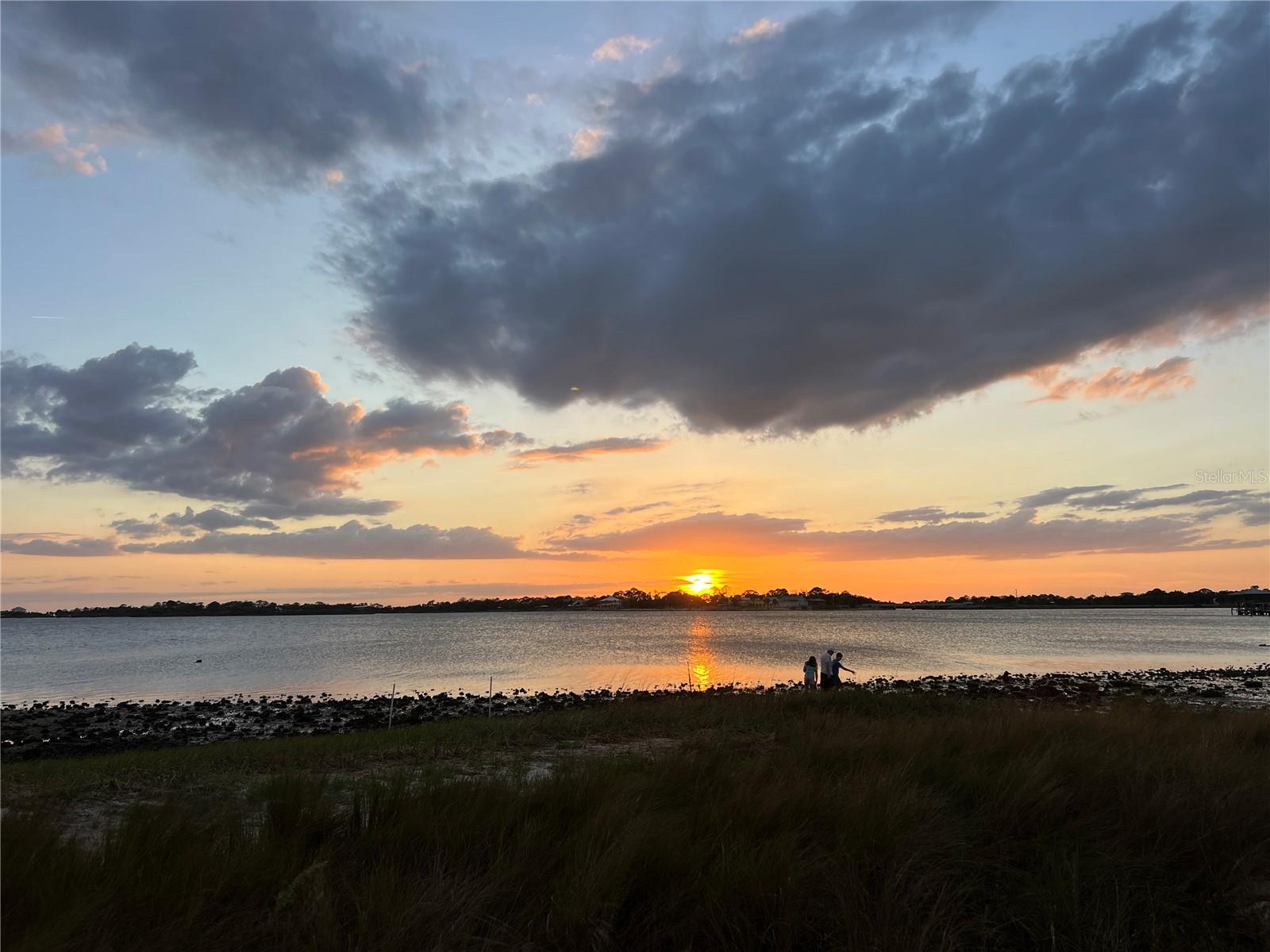 850 3RD ST #2, CEDAR KEY, FL, 32625