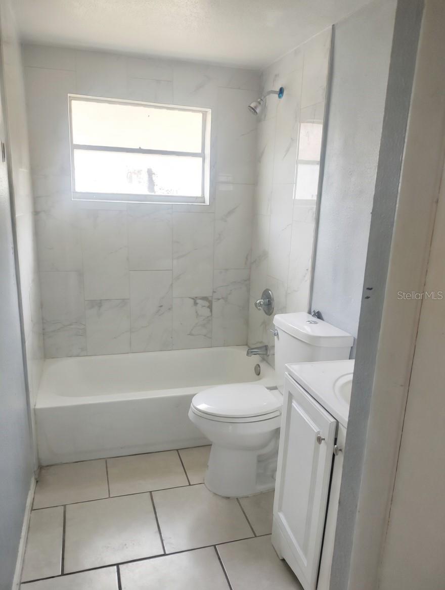 5204 N 45TH ST #B, TAMPA, FL, 33610