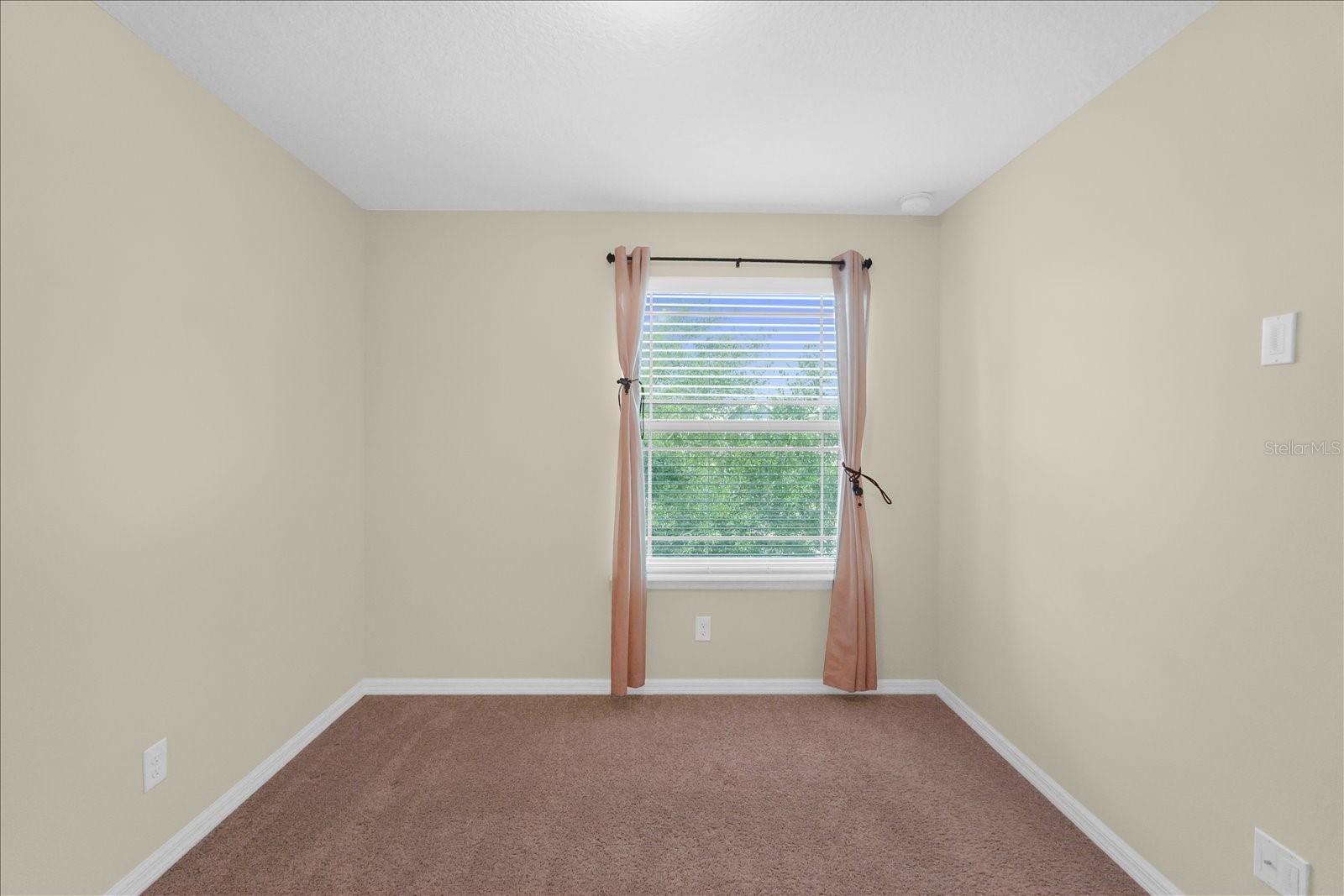 8943 HILDRETH AVE, ORLANDO, FL, 32832