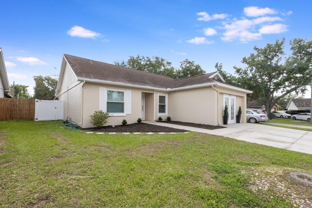 2022 RUDDER DR, VALRICO, FL, 33594