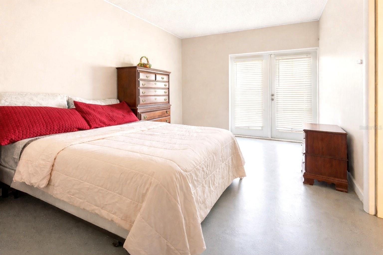 2022 RUDDER DR, VALRICO, FL, 33594