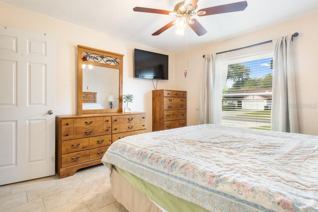 2022 RUDDER DR, VALRICO, FL, 33594