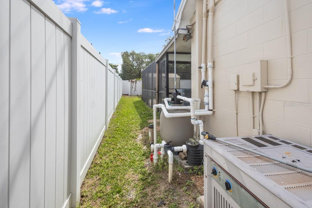 2022 RUDDER DR, VALRICO, FL, 33594