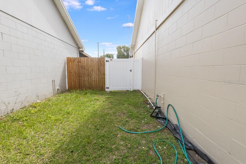 2022 RUDDER DR, VALRICO, FL, 33594