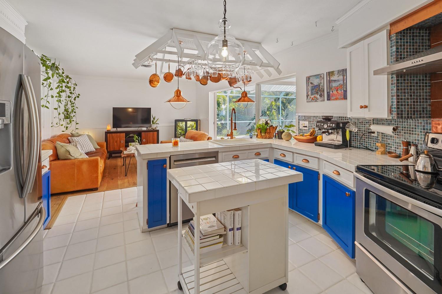 216 MATISSE CIR N, NOKOMIS, FL, 34275
