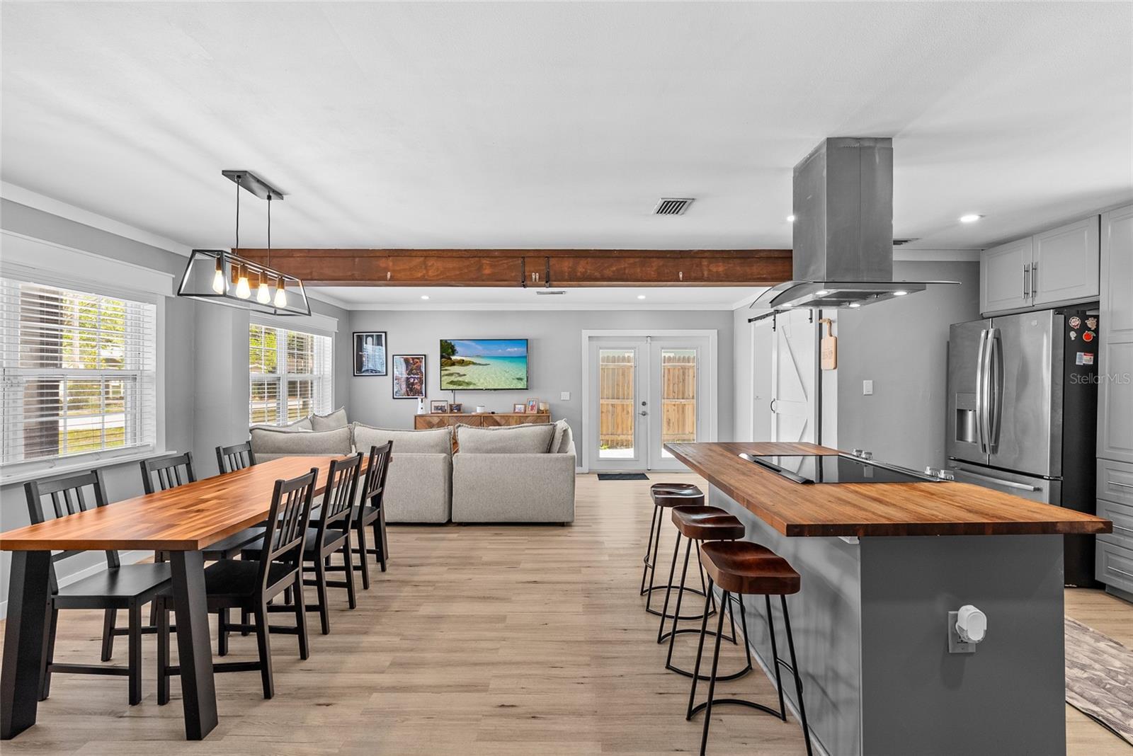 Kitchen/Dining Room Combo