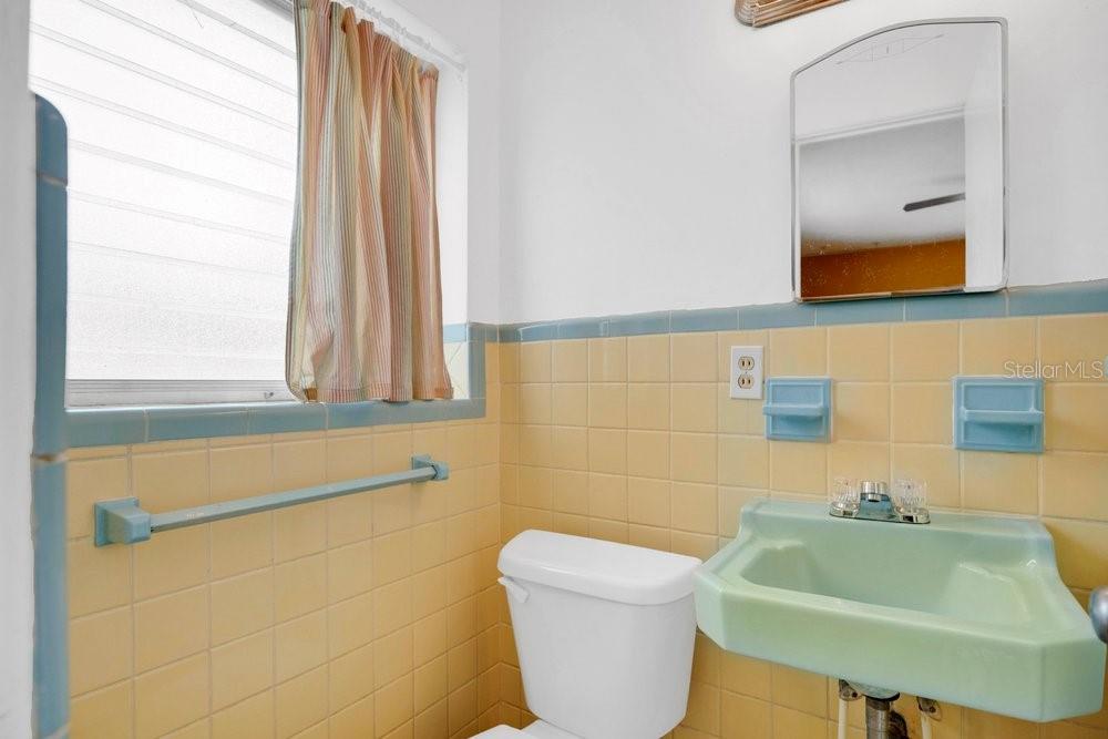 2501 BETHAWAY AVE, ORLANDO, FL, 32806