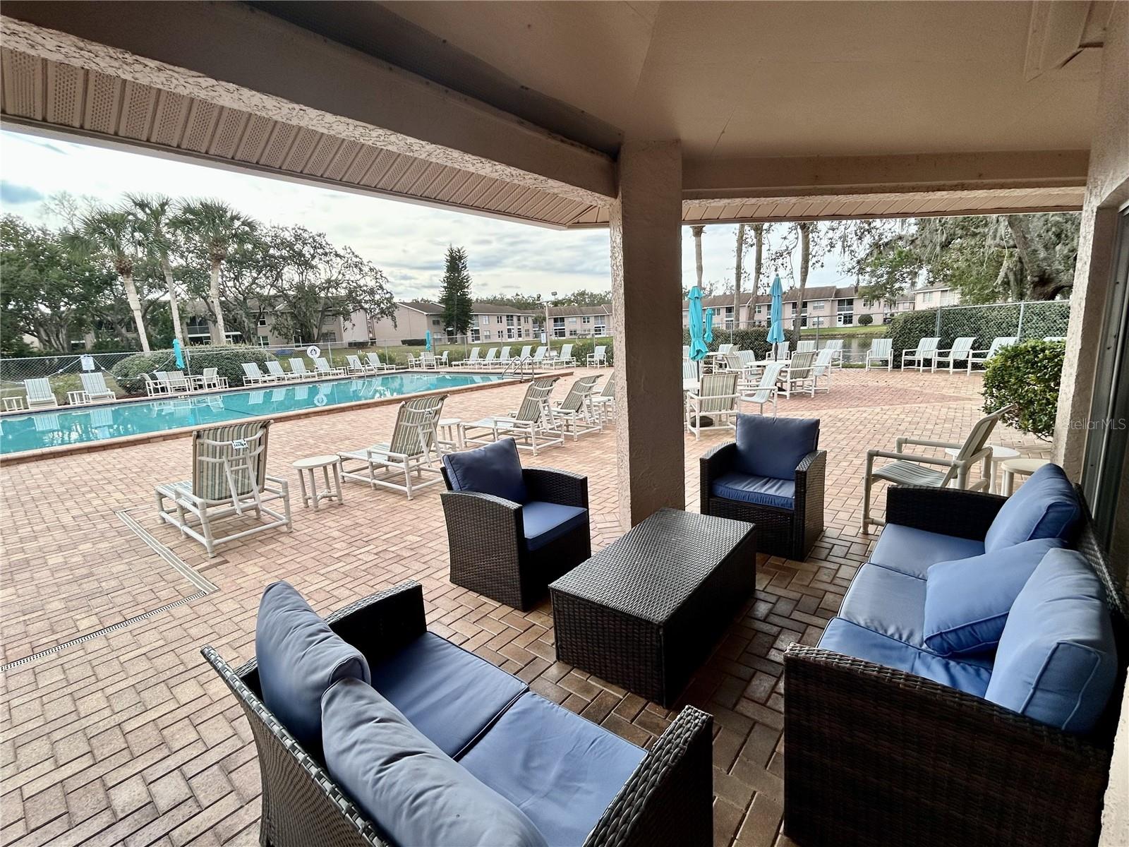 Lounge area at poolsode