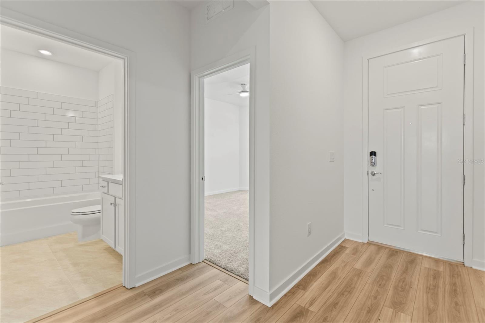 6703 MICHAEL FAVOR WAY, WESLEY CHAPEL, FL, 33545