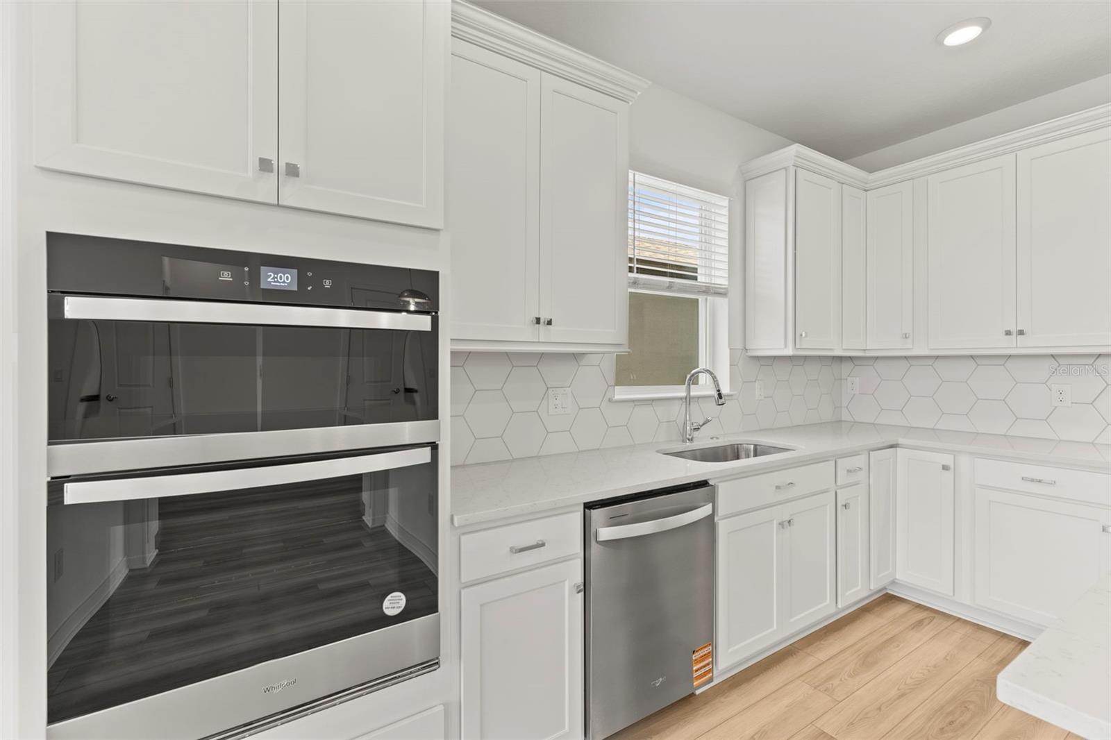 6703 MICHAEL FAVOR WAY, WESLEY CHAPEL, FL, 33545