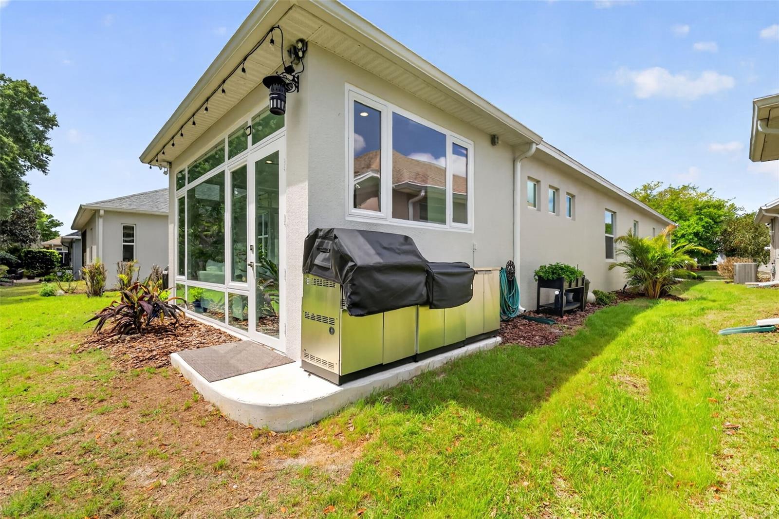 8228 BRIDGEPORT BAY CIR, MOUNT DORA, FL, 32757