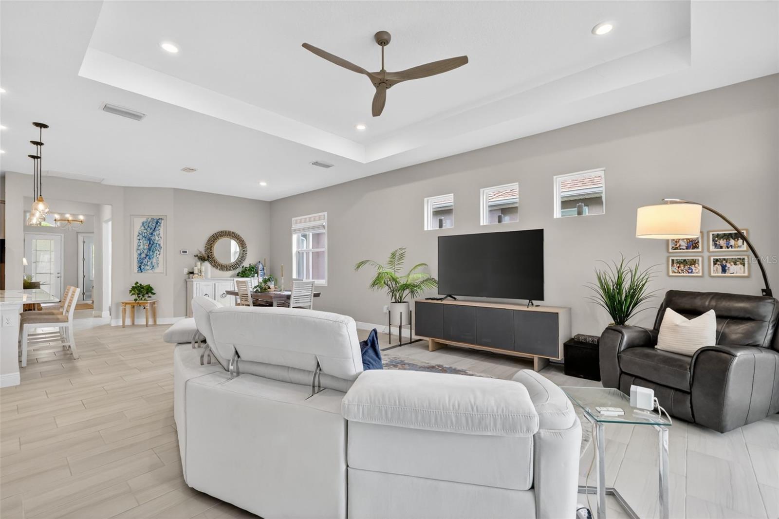 8228 BRIDGEPORT BAY CIR, MOUNT DORA, FL, 32757