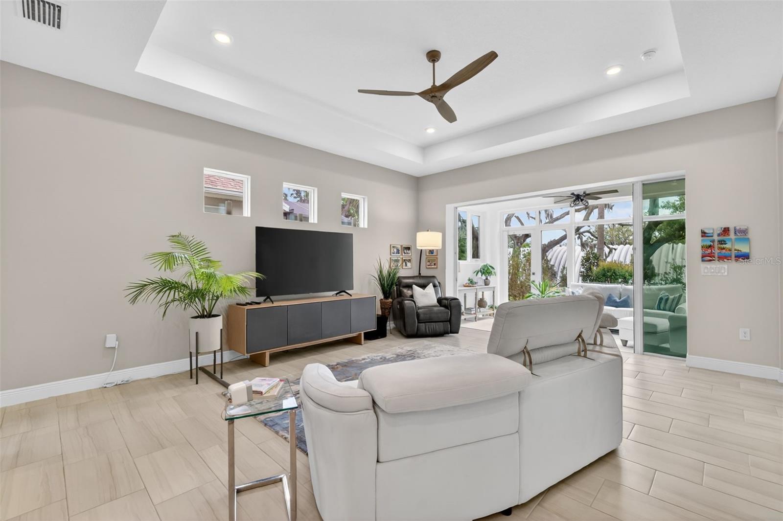 8228 BRIDGEPORT BAY CIR, MOUNT DORA, FL, 32757