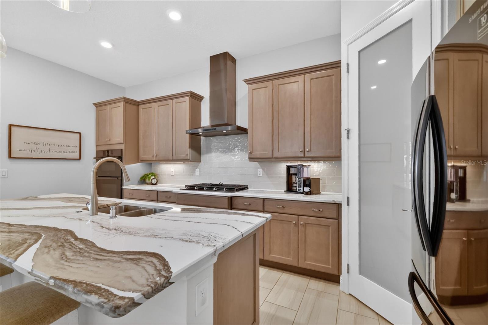 8228 BRIDGEPORT BAY CIR, MOUNT DORA, FL, 32757