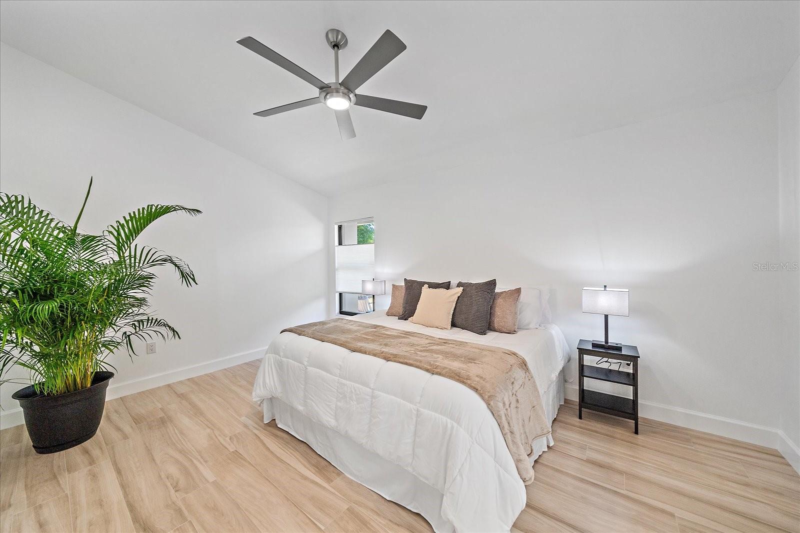 1684 PINTAIL WAY, SARASOTA, FL, 34231