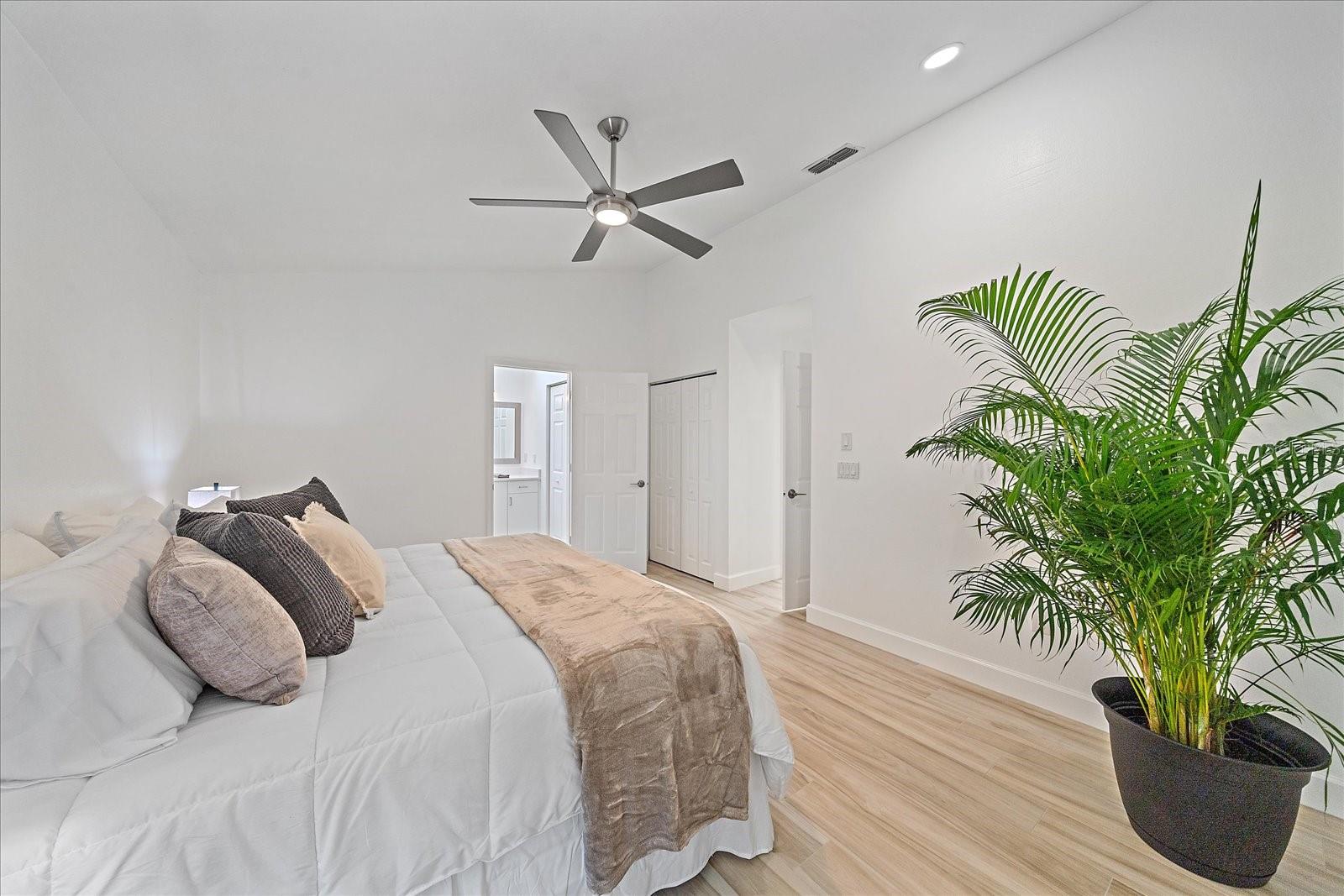 1684 PINTAIL WAY, SARASOTA, FL, 34231