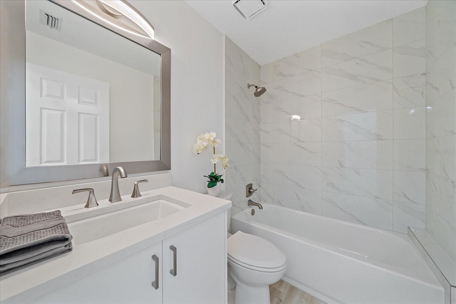 1684 PINTAIL WAY, SARASOTA, FL, 34231