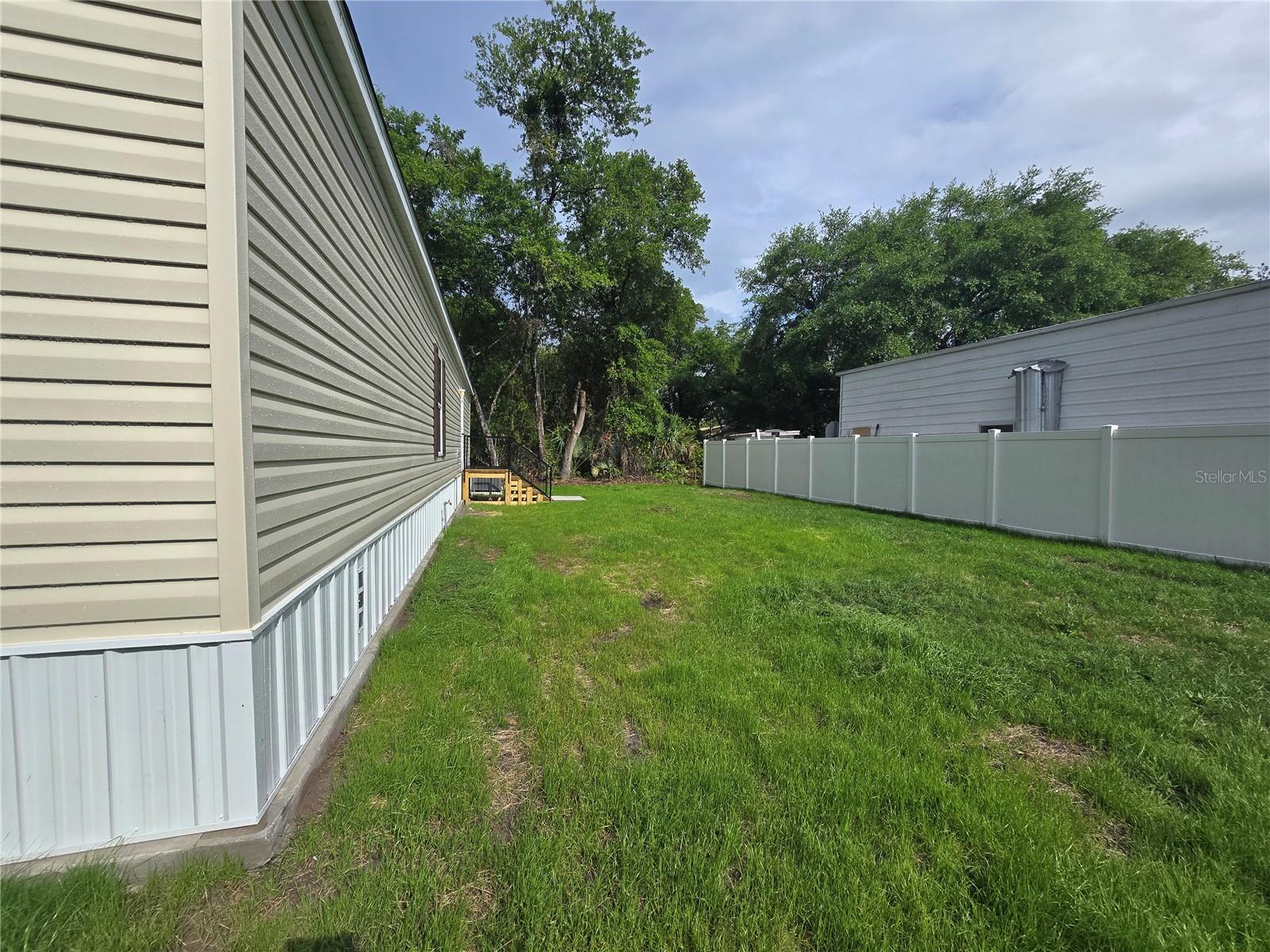 24048 ERMINE RD, ASTOR, FL, 32102