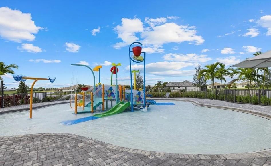 15171 SUNNY DAY DR, BRADENTON, FL, 34211