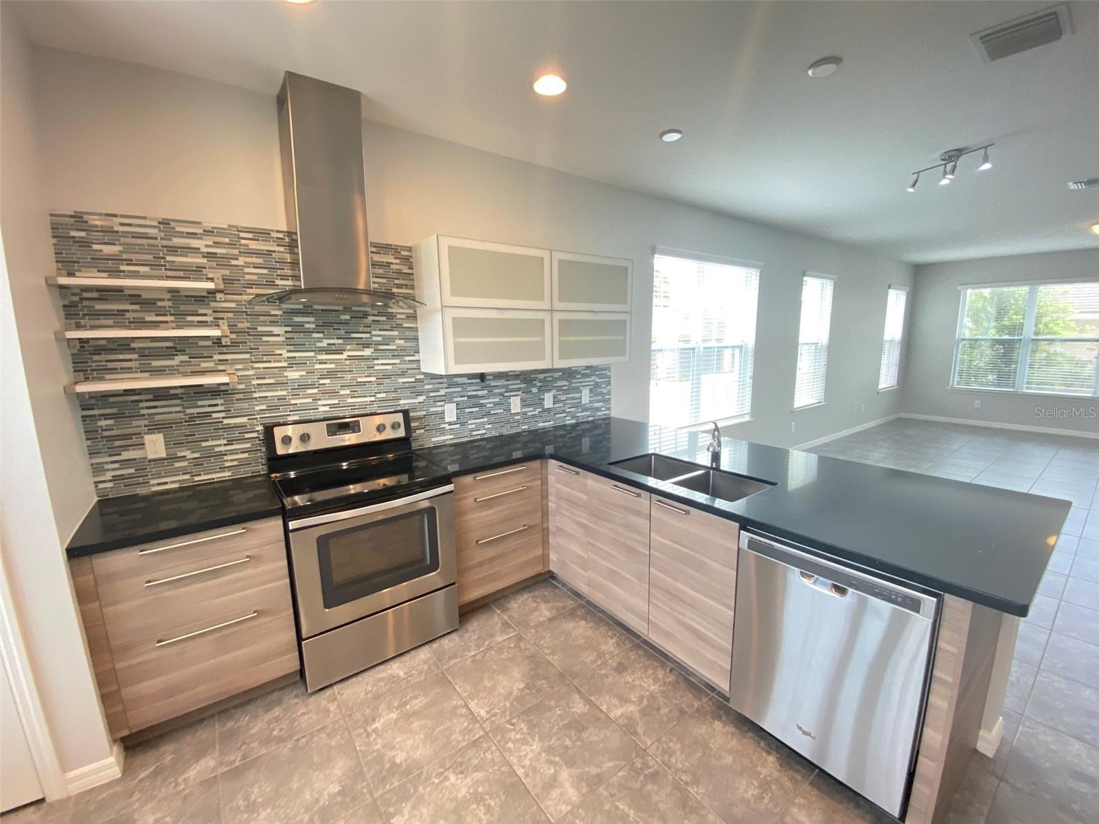 7255 SHADEVIEW ALY, WINDERMERE, FL, 34786