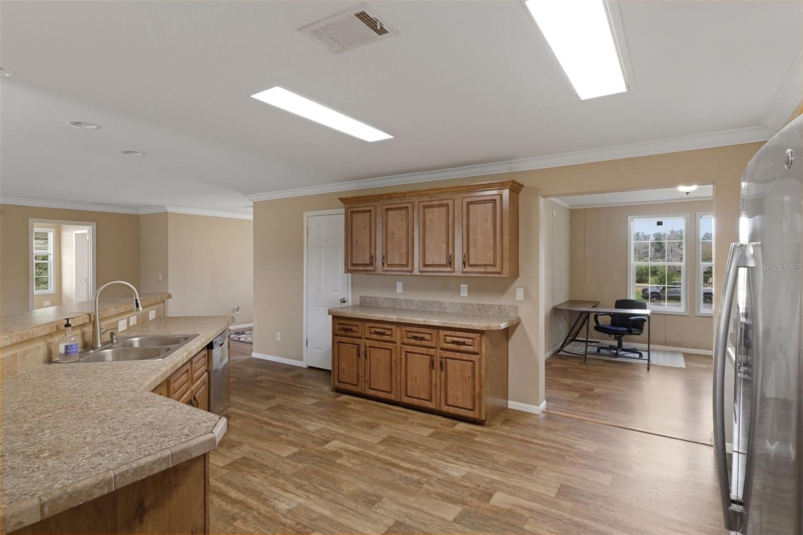 38616 COLEEN AVE, ZEPHYRHILLS, FL, 33540