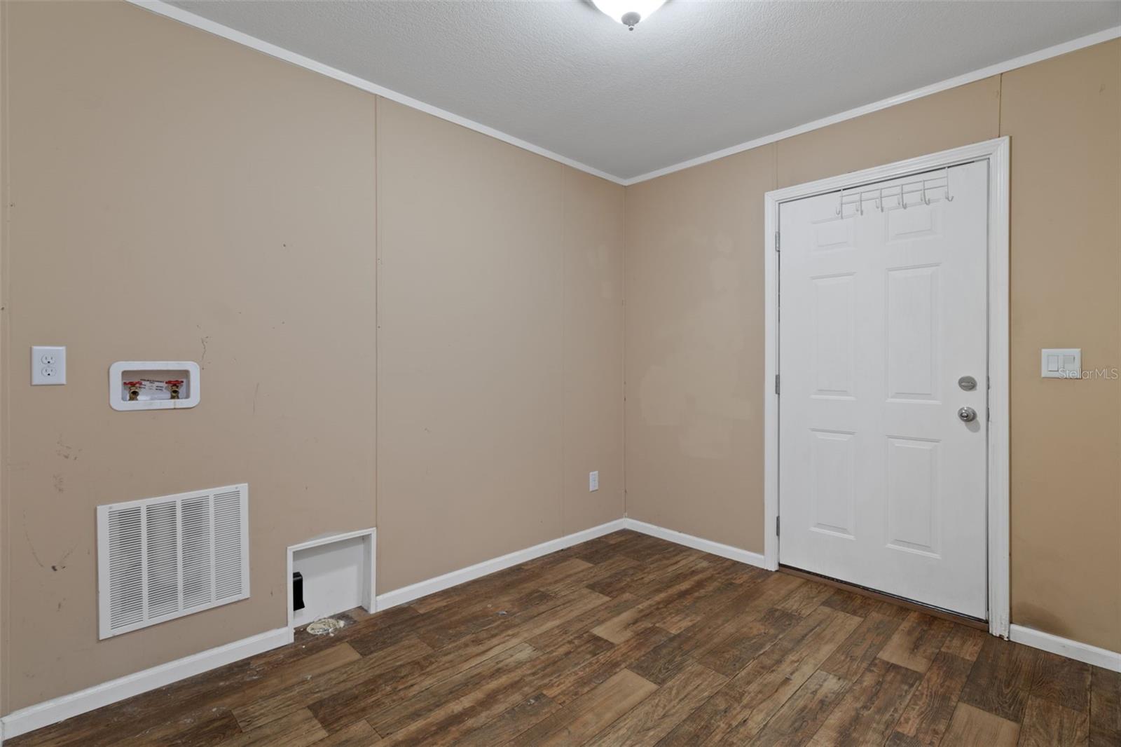 38616 COLEEN AVE, ZEPHYRHILLS, FL, 33540