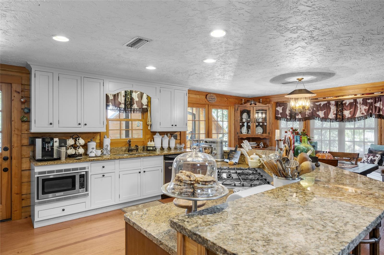 25743 NW 62ND AVE, HIGH SPRINGS, FL, 32643