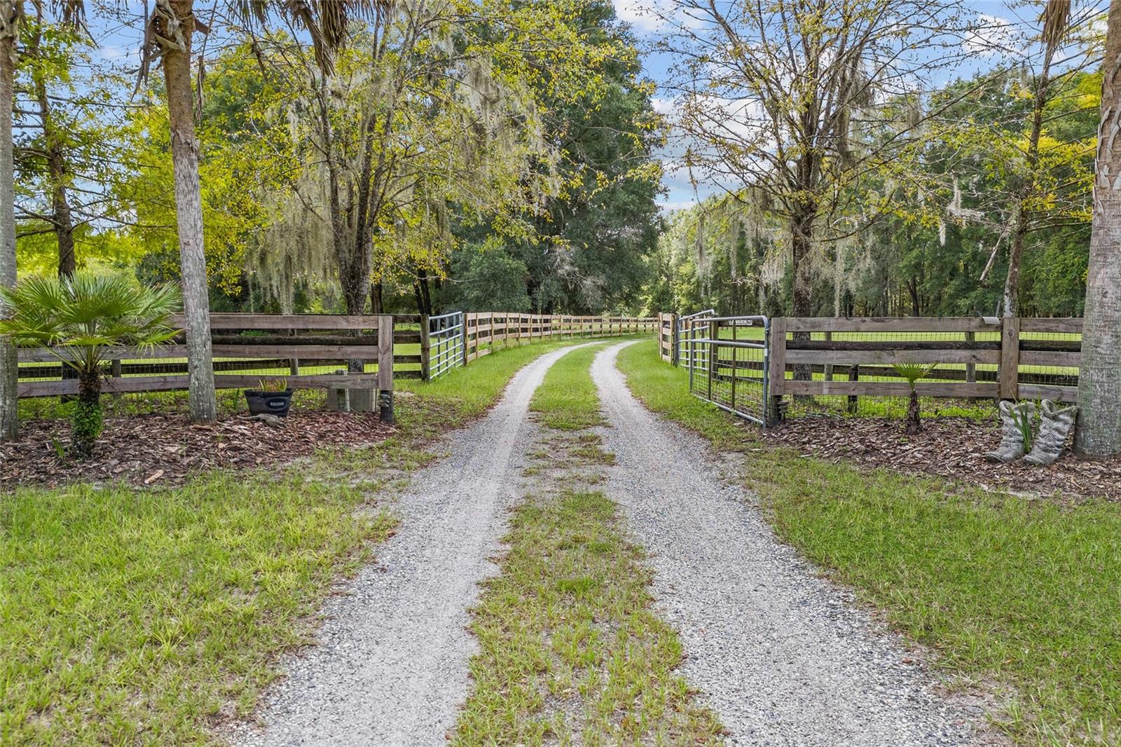25743 NW 62ND AVE, HIGH SPRINGS, FL, 32643