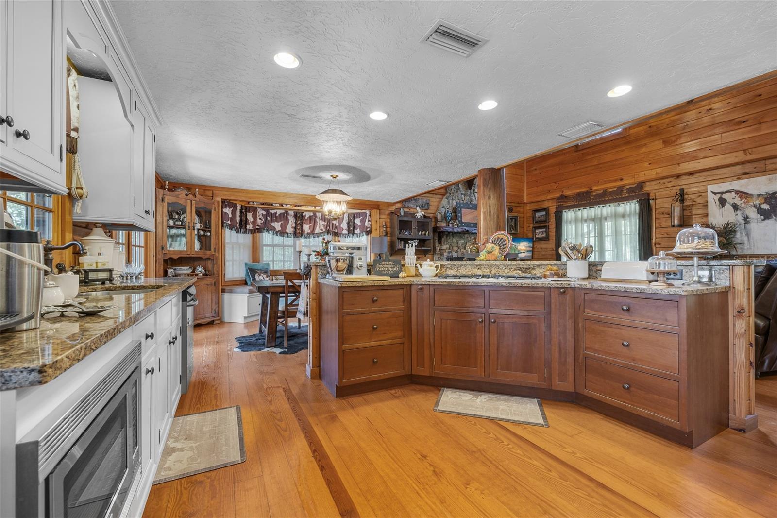 25743 NW 62ND AVE, HIGH SPRINGS, FL, 32643