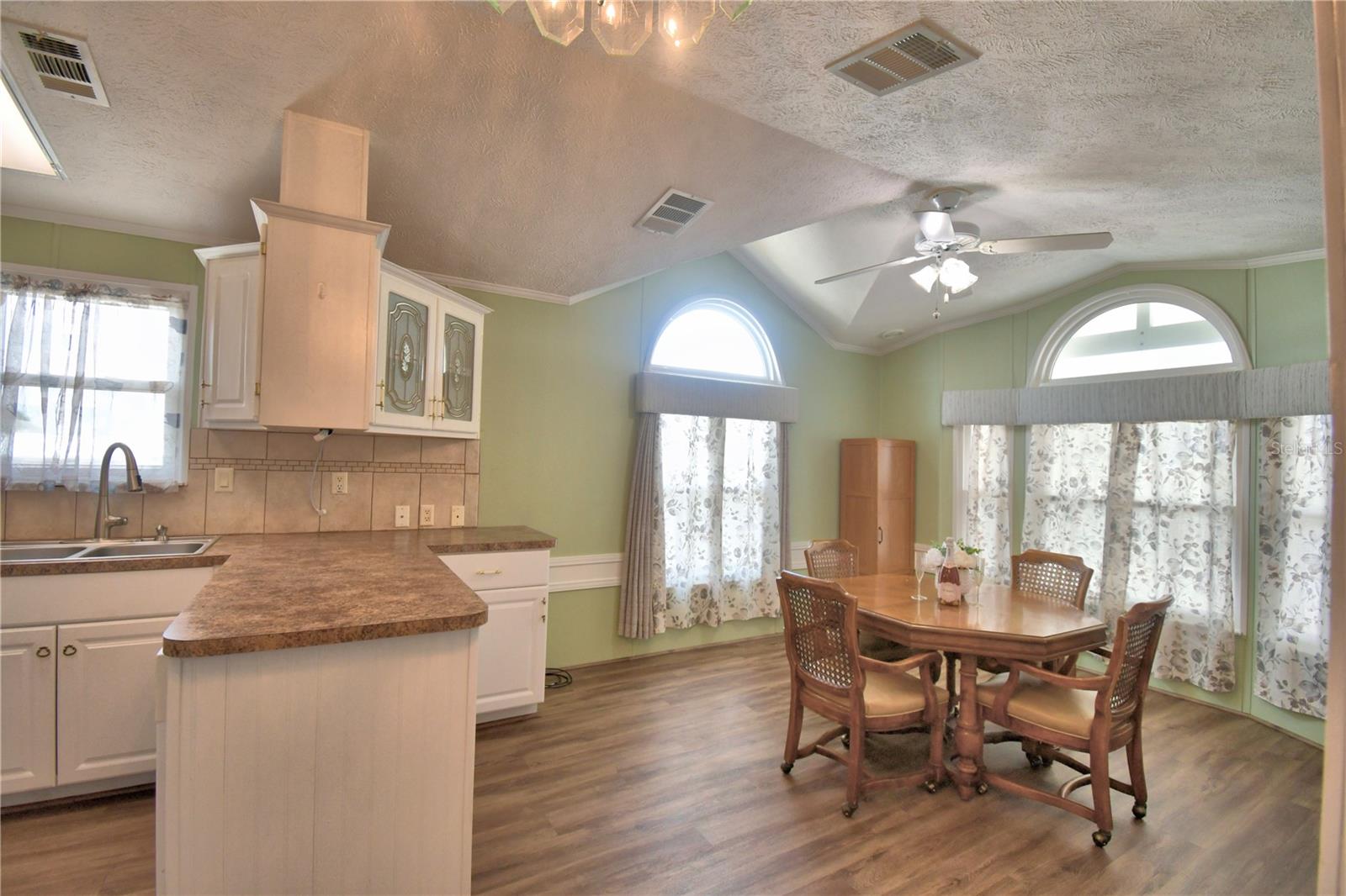 251 PATTERSON RD #B23, HAINES CITY, FL, 33844