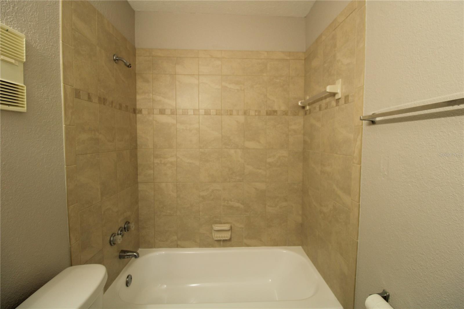 13731 JUNIPER BLOSSOM DR #201, TAMPA, FL, 33618