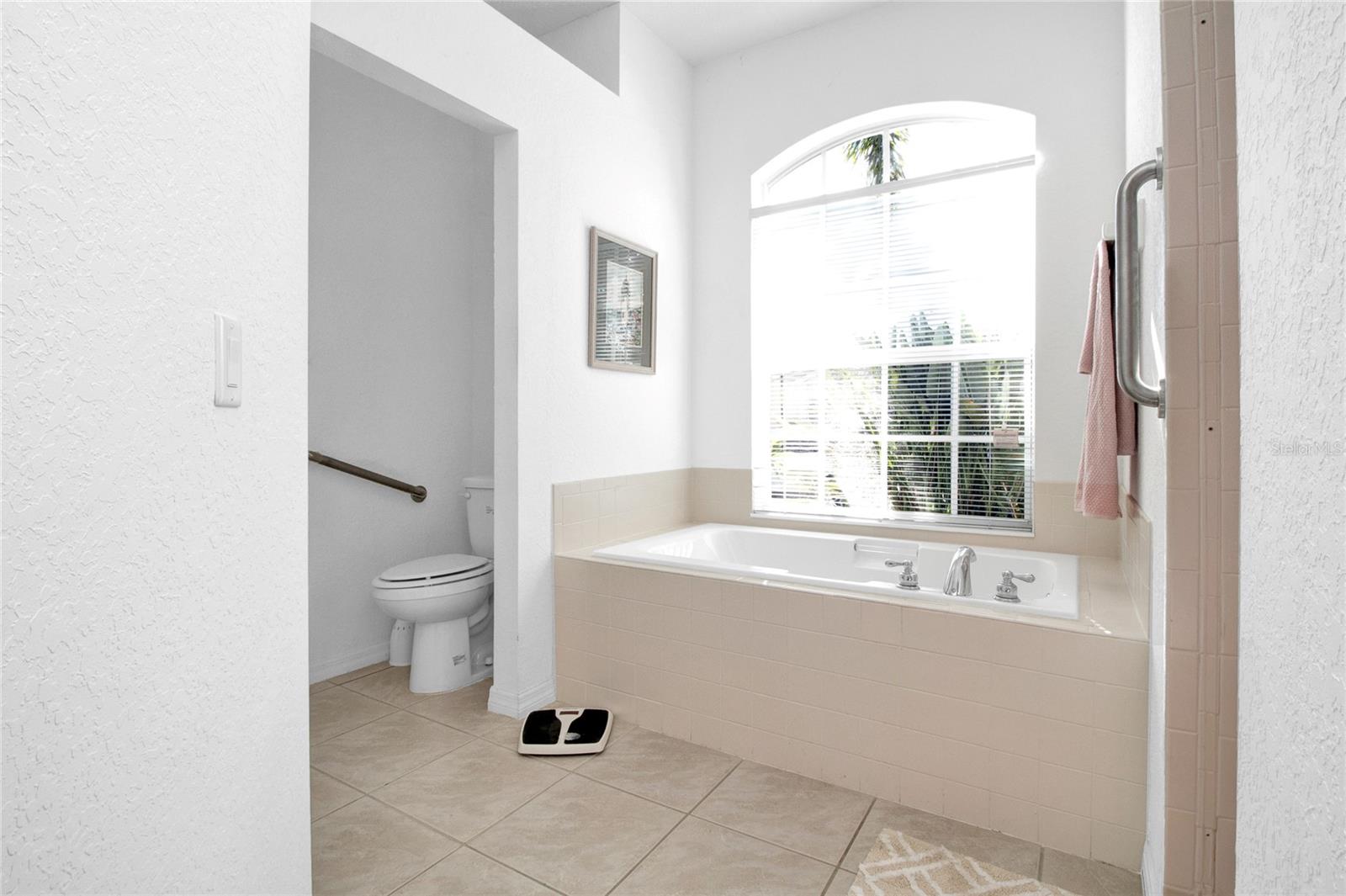 24679 BUCKINGHAM WAY, PORT CHARLOTTE, FL, 33980