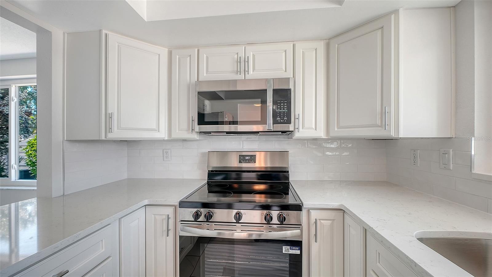 554 SPANISH DR S, LONGBOAT KEY, FL, 34228