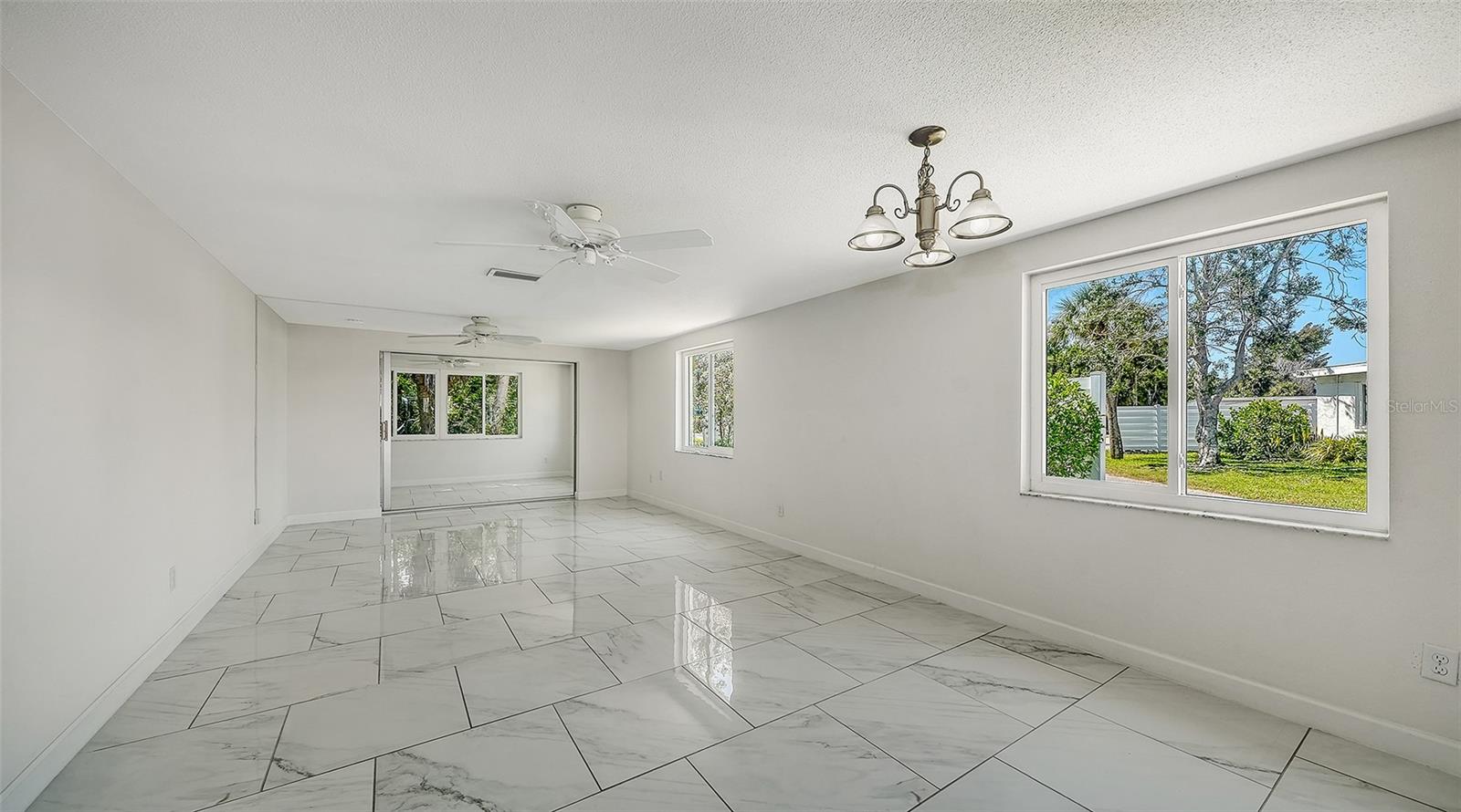 554 SPANISH DR S, LONGBOAT KEY, FL, 34228