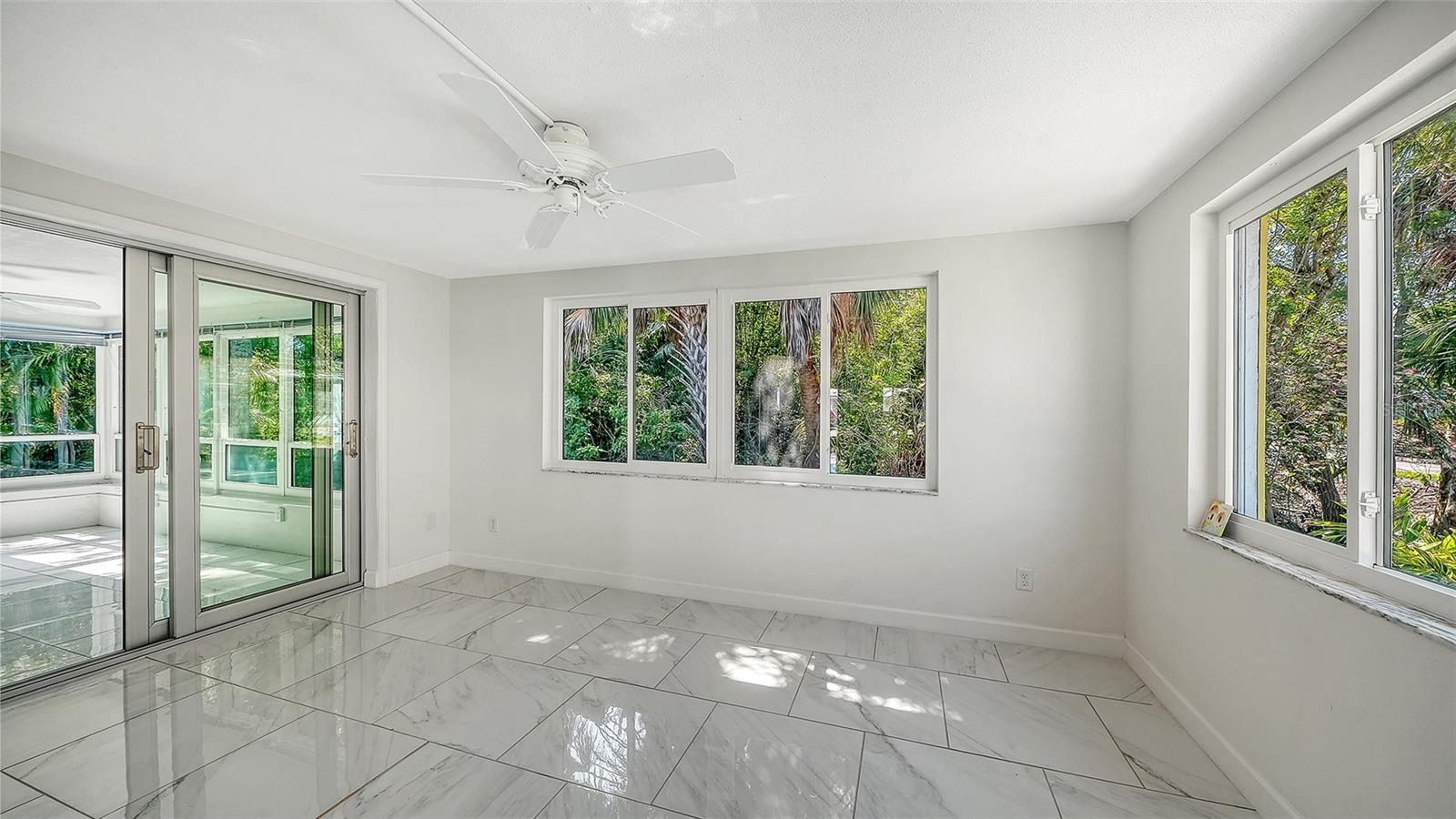 554 SPANISH DR S, LONGBOAT KEY, FL, 34228