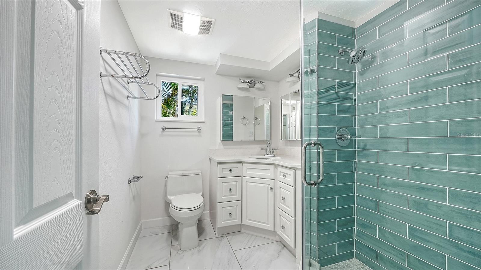 554 SPANISH DR S, LONGBOAT KEY, FL, 34228