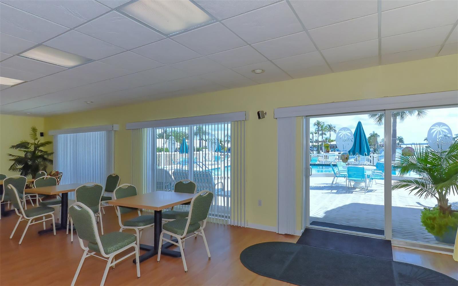 554 SPANISH DR S, LONGBOAT KEY, FL, 34228