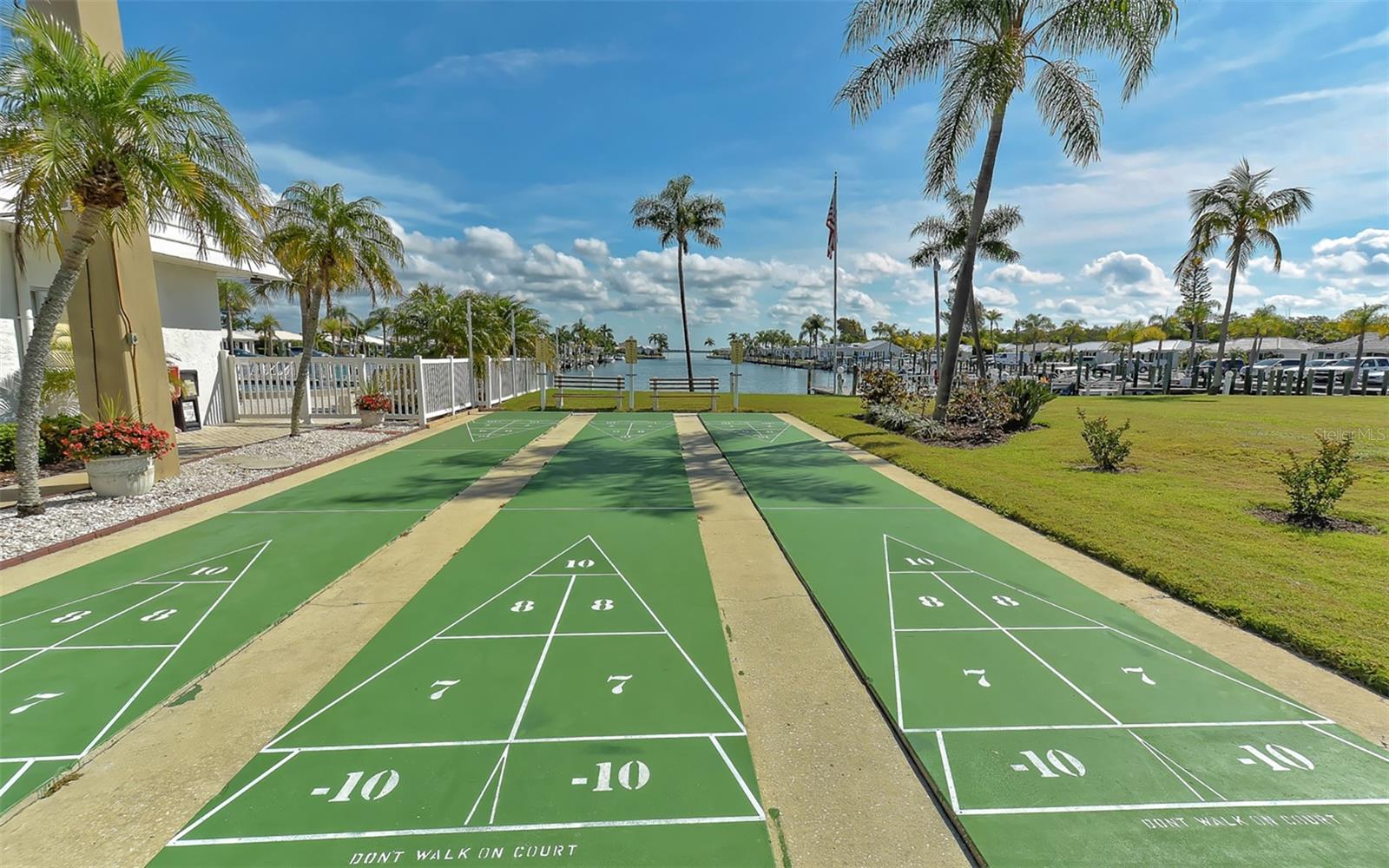 554 SPANISH DR S, LONGBOAT KEY, FL, 34228