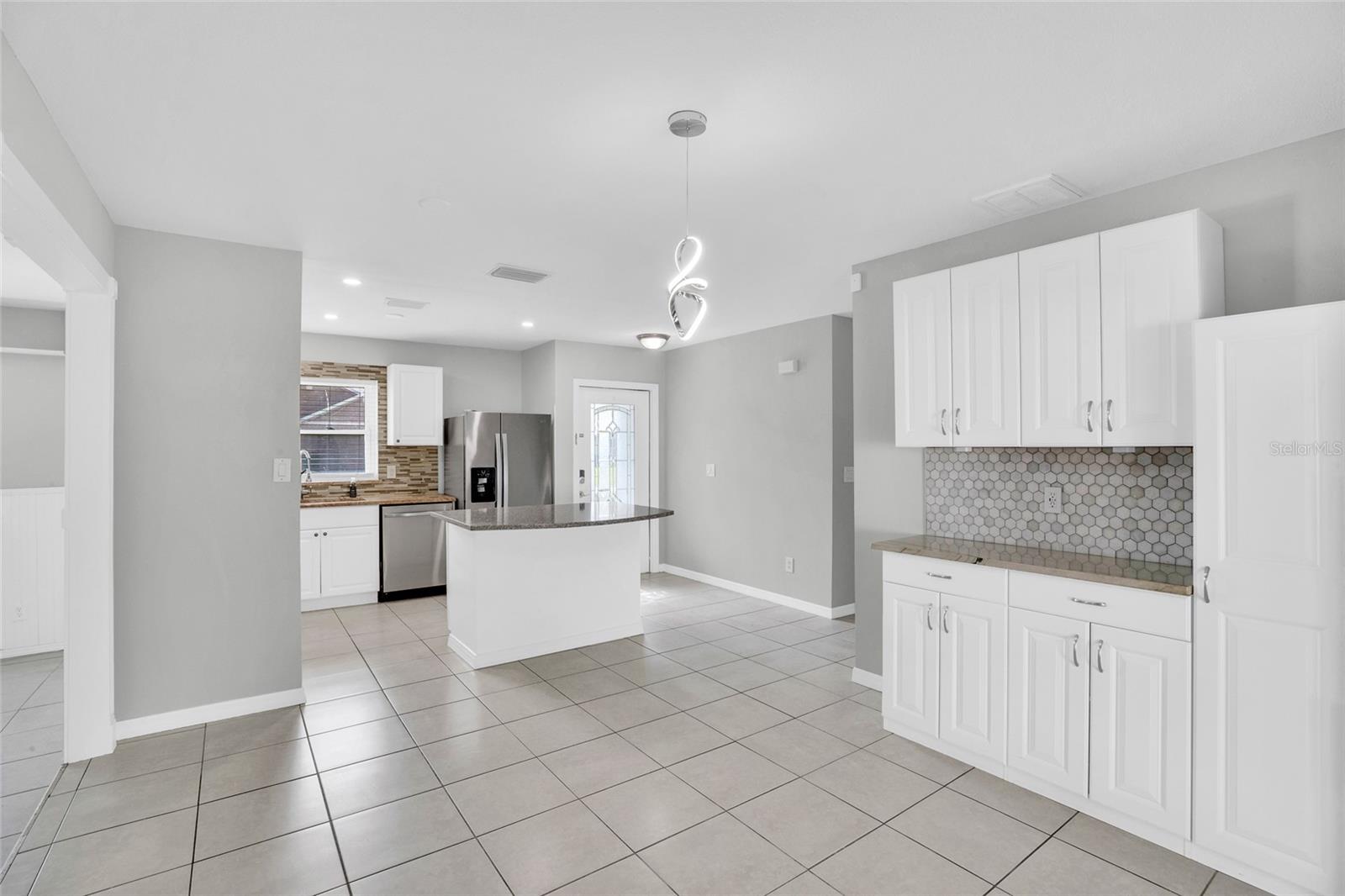 2255 15TH AVE SW, VERO BEACH, FL, 32962
