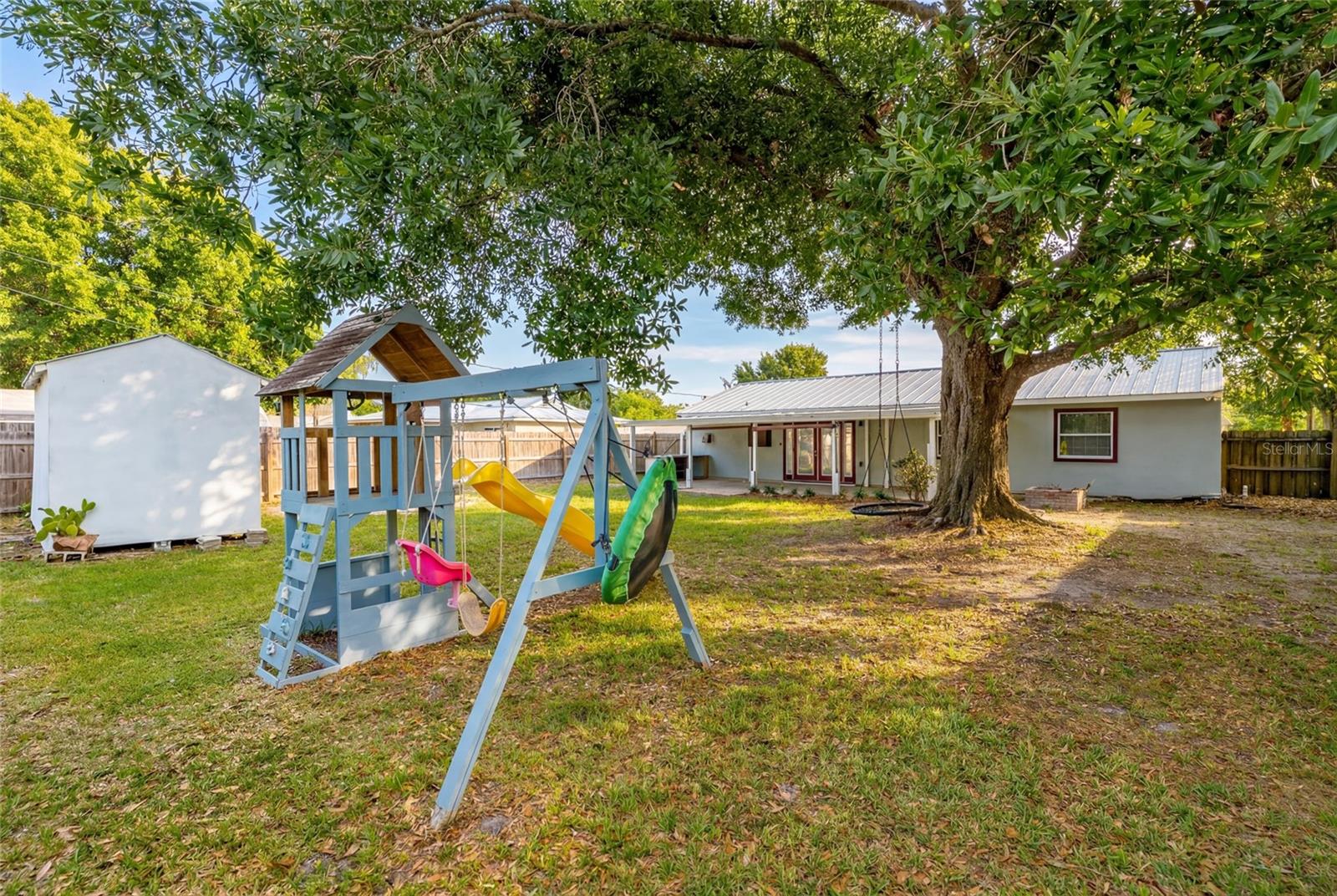 2255 15TH AVE SW, VERO BEACH, FL, 32962