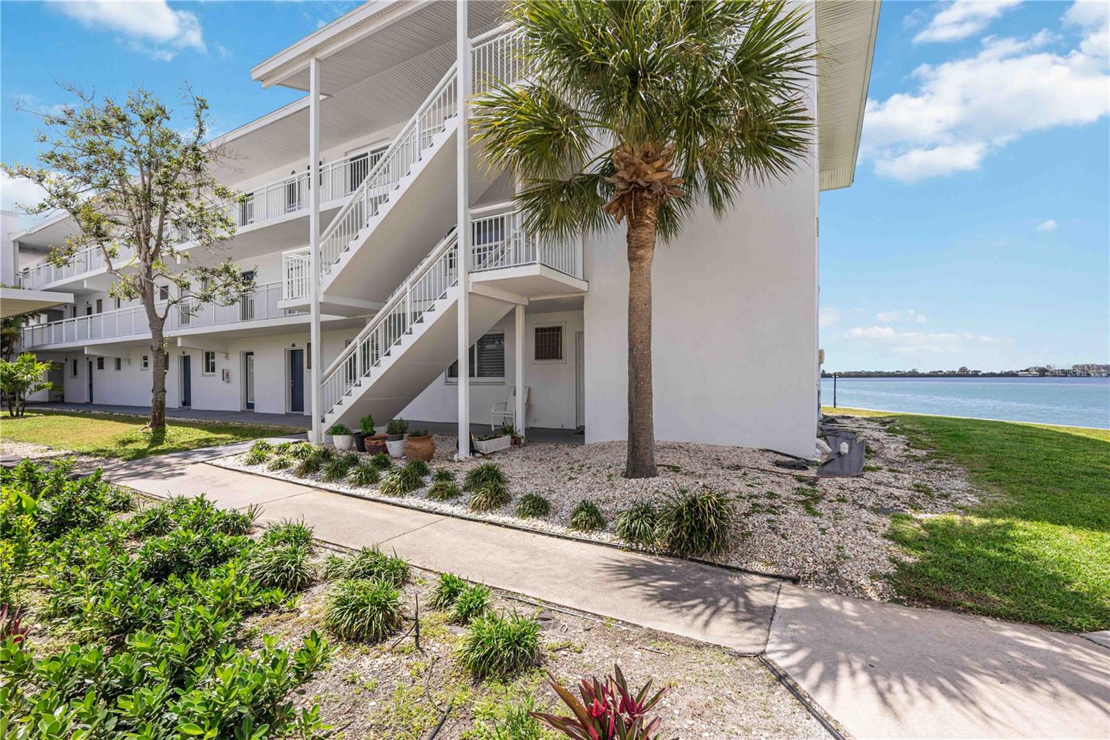 769 JOHN RINGLING BLVD #2, SARASOTA, FL, 34236